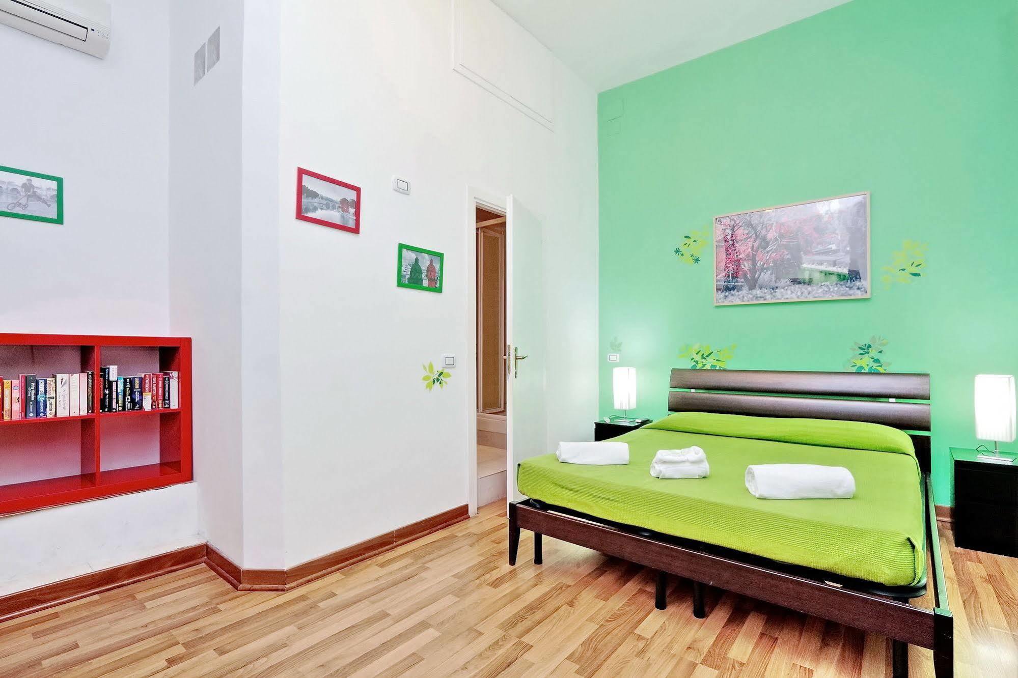 Lucky Domus Rooms Рим Екстер'єр фото